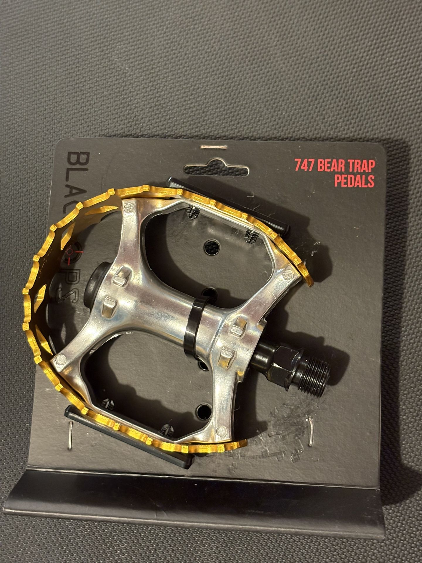 Black Ops VP-747 Bear Traps XC-II BMX Alloy Pedals - 9/16" Gold “NEW”