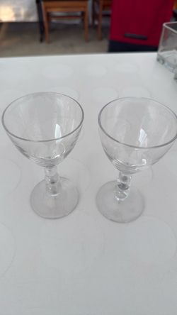 Crystal champagne glasses