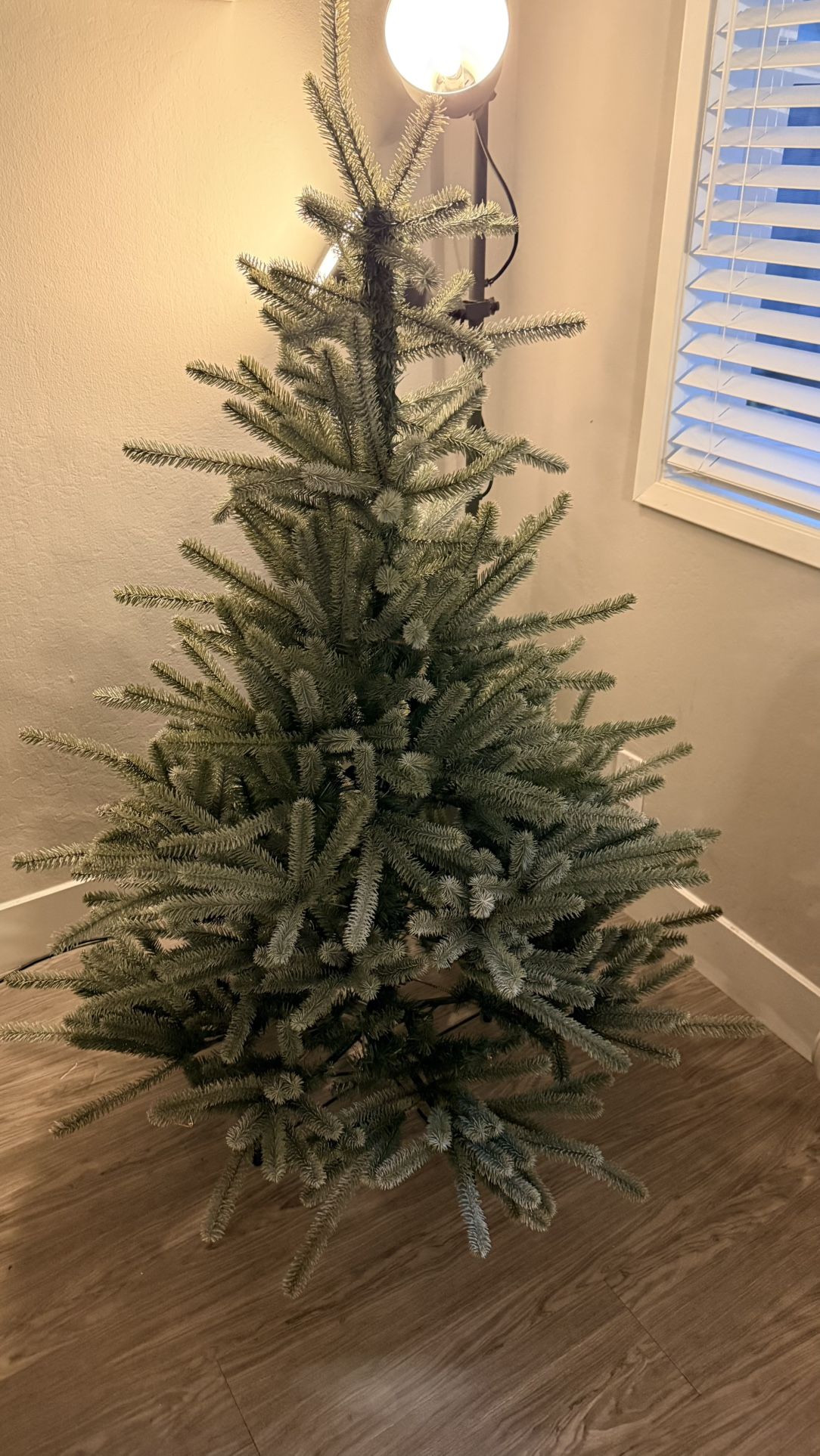 Balsam Hill 5ft Sanibel Spruce Christmas’s Tree