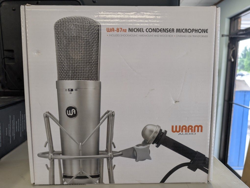 Warm Audio Wa-87 r2 Condenser Mic Set in box