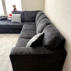 Like New Sectional Couch