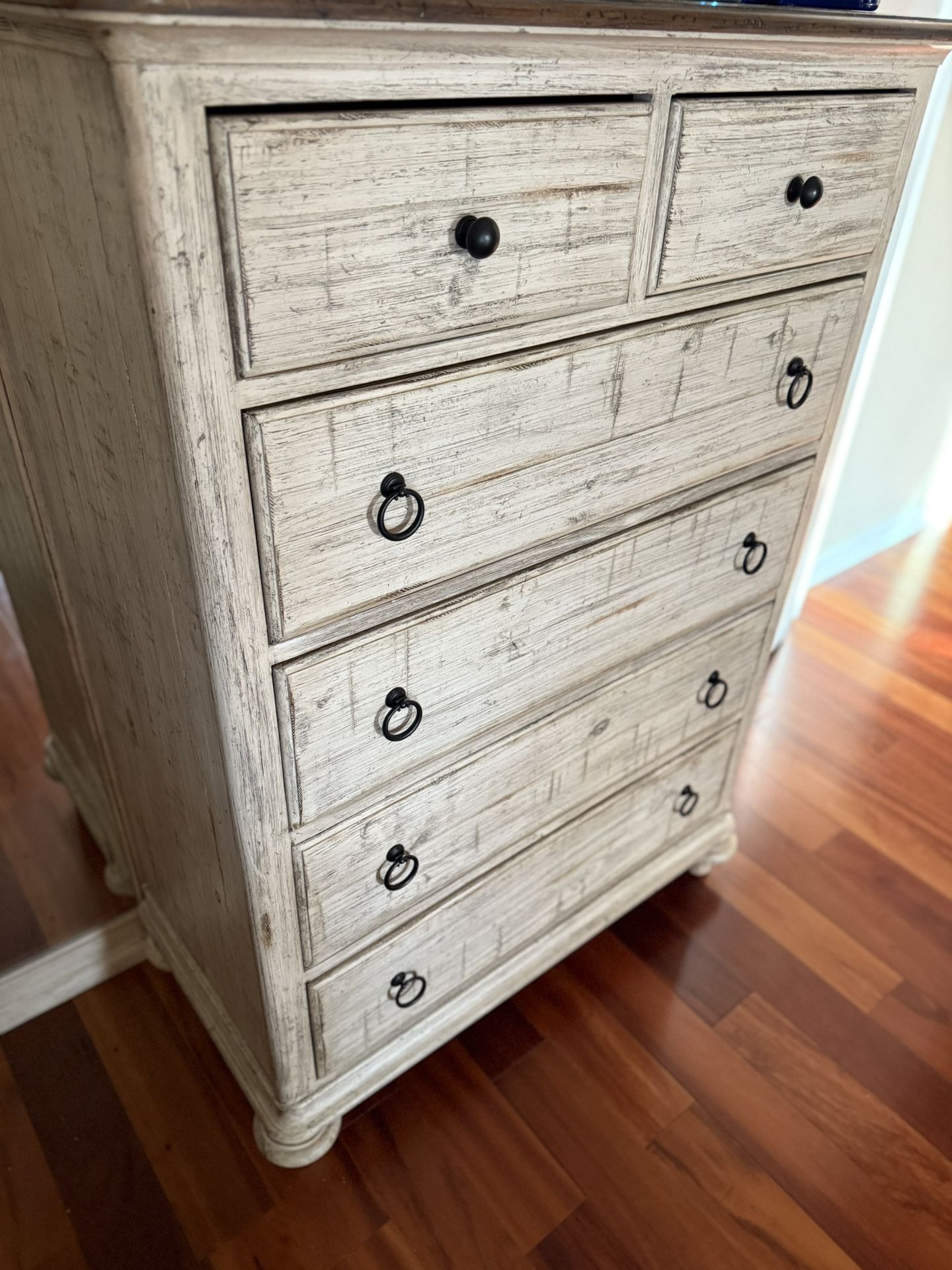 Bedroom Suit All From Ef Brannon Bought 2 Years o