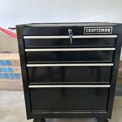Craftsman 4 Drawer Workbench/ Tool Box 