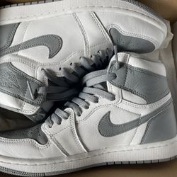 Jordan 1 Retro High OG- Stealth