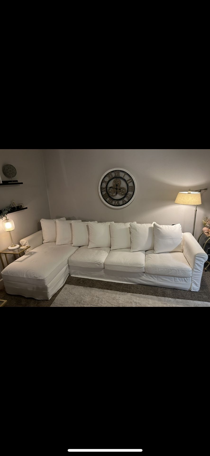 Ivory Harlanda Sectional Couch w/Storage