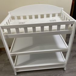 Brand New Baby Diaper Changing Station 