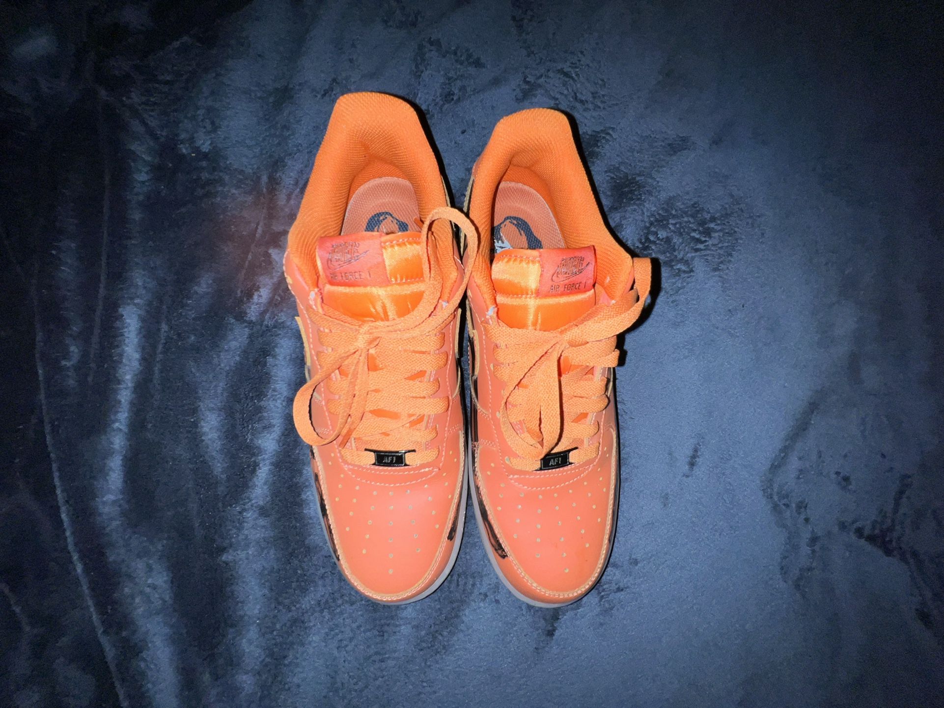 Nike Air Force 1 Orange Skeleton Halloween Size 11 USED