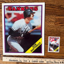 1988 Topps - Don Mattingly #300 Pocket Folder - 9.5x11.75 New York Yankees MLB