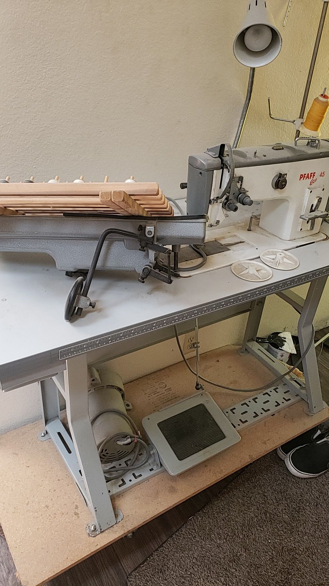 PFAFF eco 45 industrial sewing machine