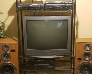 Receiver With Vintage Technic Speakers