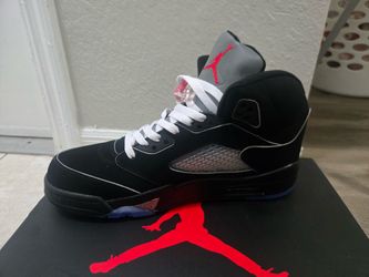 Sneakers men’s size  11/12