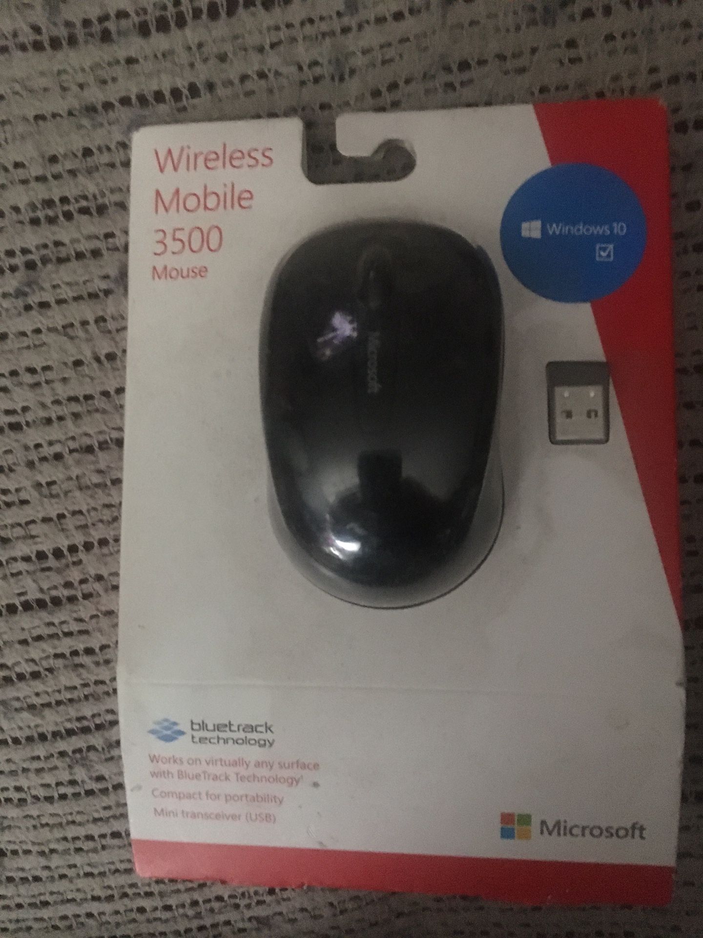 Brand New In Package Wireless Mouse Only $20 Firm
