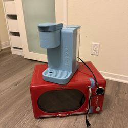 Brand New Microwave & Almost New Keriug
