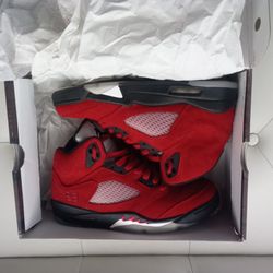2021 Air Jordan 5 Raging Bull