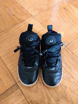 JORDON KIDS SIZE 9c 💯🔥🔥🔥