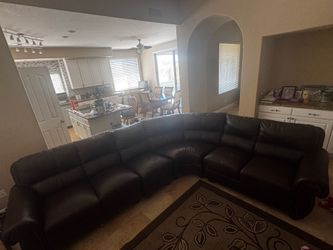 Leather Sectional 6 person plus ottoman