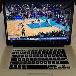 Apple MacBook Pro 15.4” - macOS 15.7.3 + SORETO DJ PRO 4.0.1