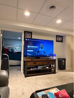 Massive 65 INCH Smart TV – Perfect for PS5 & Home Theater – Excellent Condition