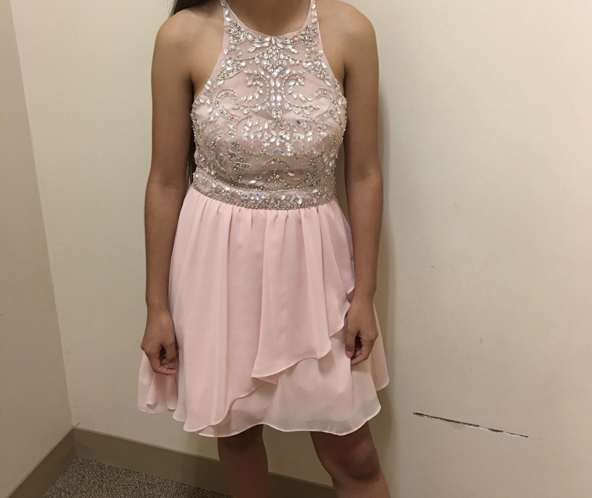 🌸 prom pink color beautiful dress size 3 - 4 🌸used once in excellent condition 🌸 Firm price