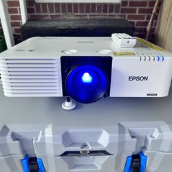 Epson Laser Projector L610U (back in stock)