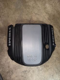 Mopar 5.7L V8 HEMI Engine Cover