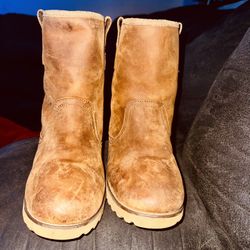 Waterproof UGG Boots Size 4 Women Or 4Youth  