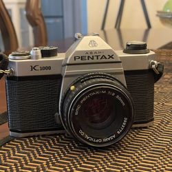 Pentax K1000 Camera