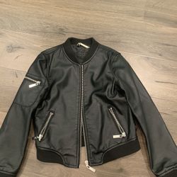 Kids Black Jacket - M