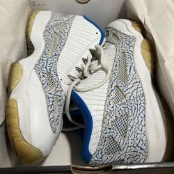 Air Jordan Low 11 Argon Blue (2007) Size 11