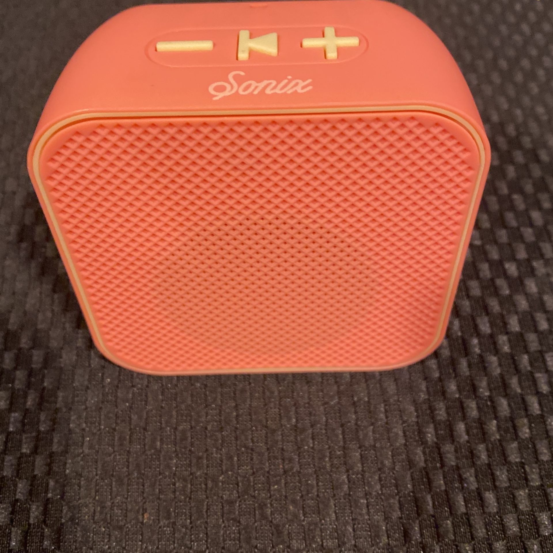 Bluetooth Speaker 