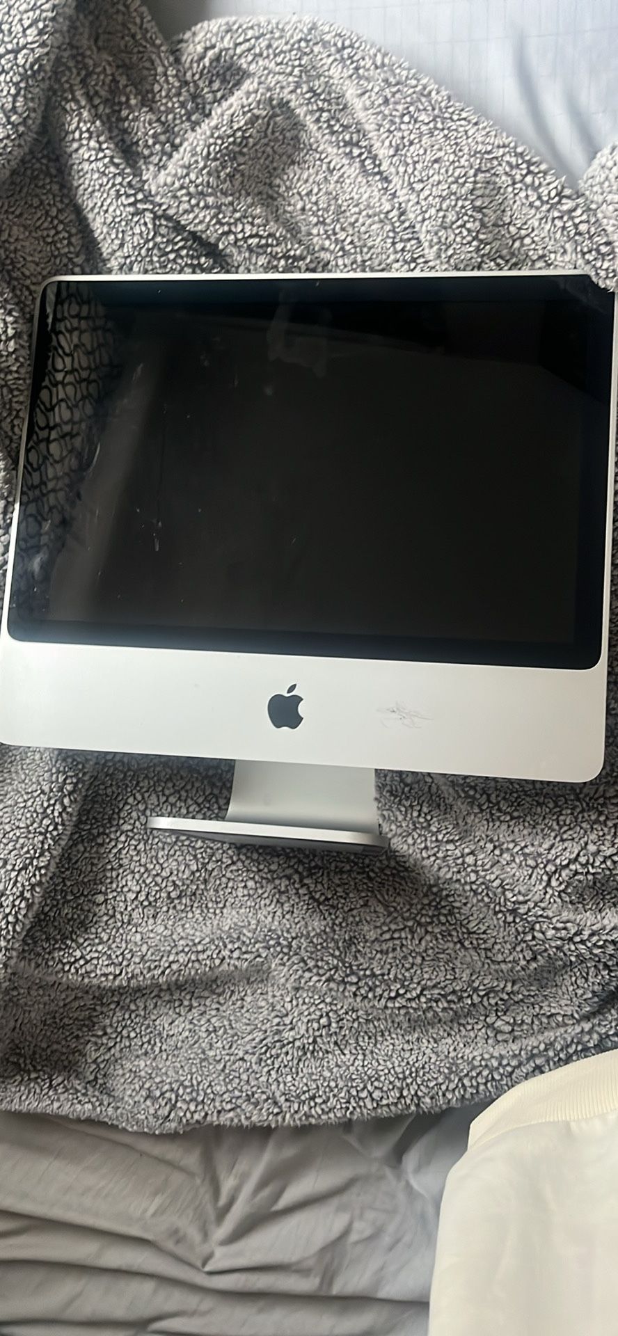 Mac Book Pro (Parts Only)