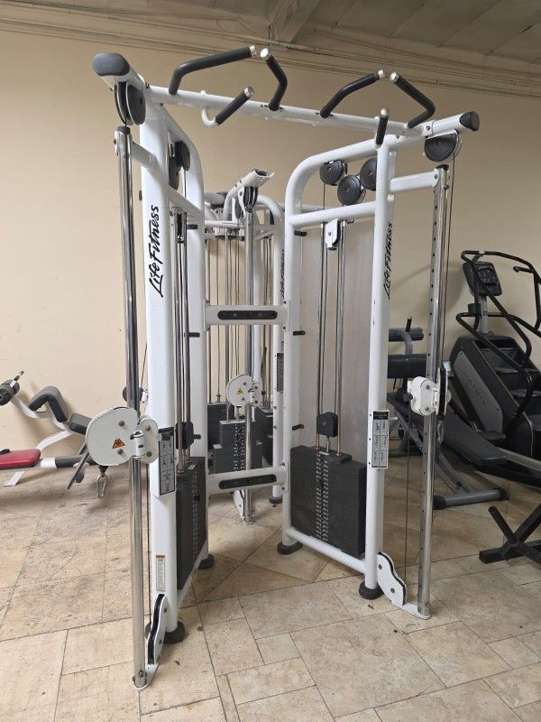 Life fitness DAP functional trainer commercial gym equipment exercise weight machine