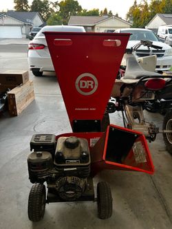 DR Premier 300 Wood Chipper