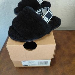 New Toddler UGG 
