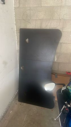 Gaming table