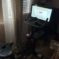 Peloton Bike