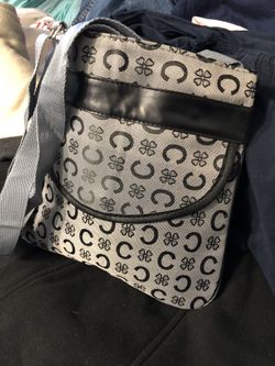 Bolsa Cruzada