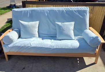 Futon 87"/Mattress Queen Size
