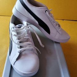 Women's Puma Shoes 7½