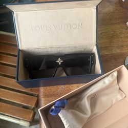 Louis Vuitton Sunglasses 