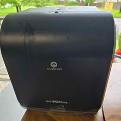 Touchless Paper Towel Dispenser