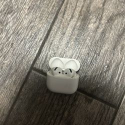 Selling Airpods 2