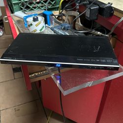 Toshiba Blu-Ray Disc Player BDX2150 HDMI Dolby DVD DtsHD
