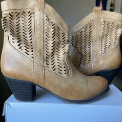 Short Tan Cowgirl Boots