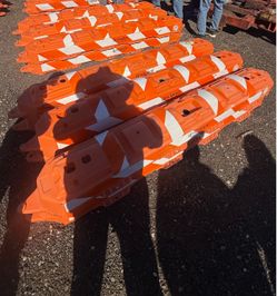 Low profile traffic control