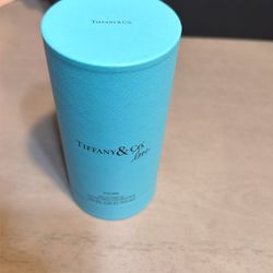 Tiffany&CO. Love