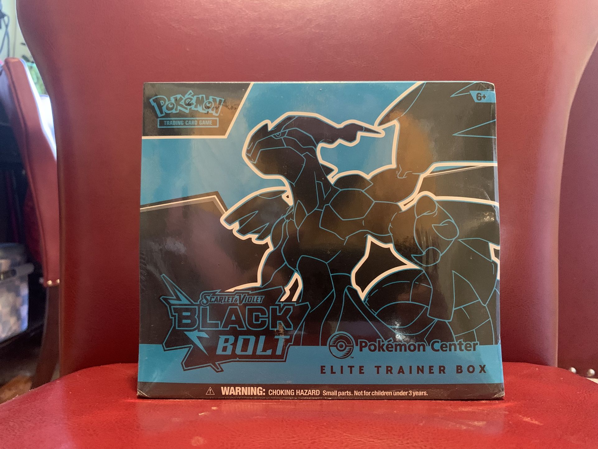 Black Bolt Pokémon Center Elite Trainer Box