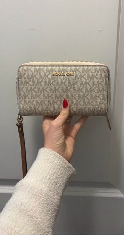 Micheal kors wallet