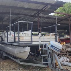 24 Ft Pontoon Powered By 3.0 Merc Cruiser, All Aluminum Deck, No WOOD  IN  FlOOR! Galvanized Trailer With Winch 