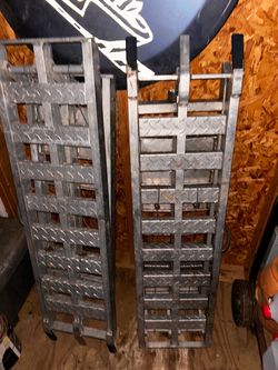 Heavy-Duty, Folding Aluminum  Ramps